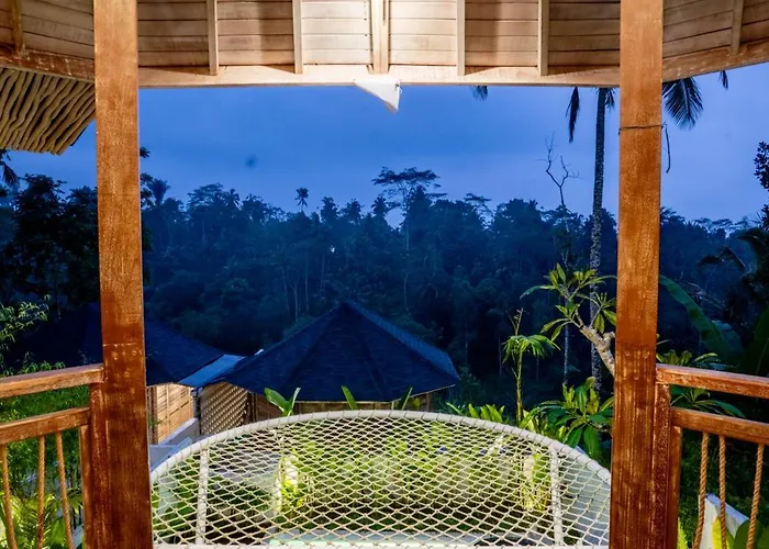 Moonlit Jungle *
